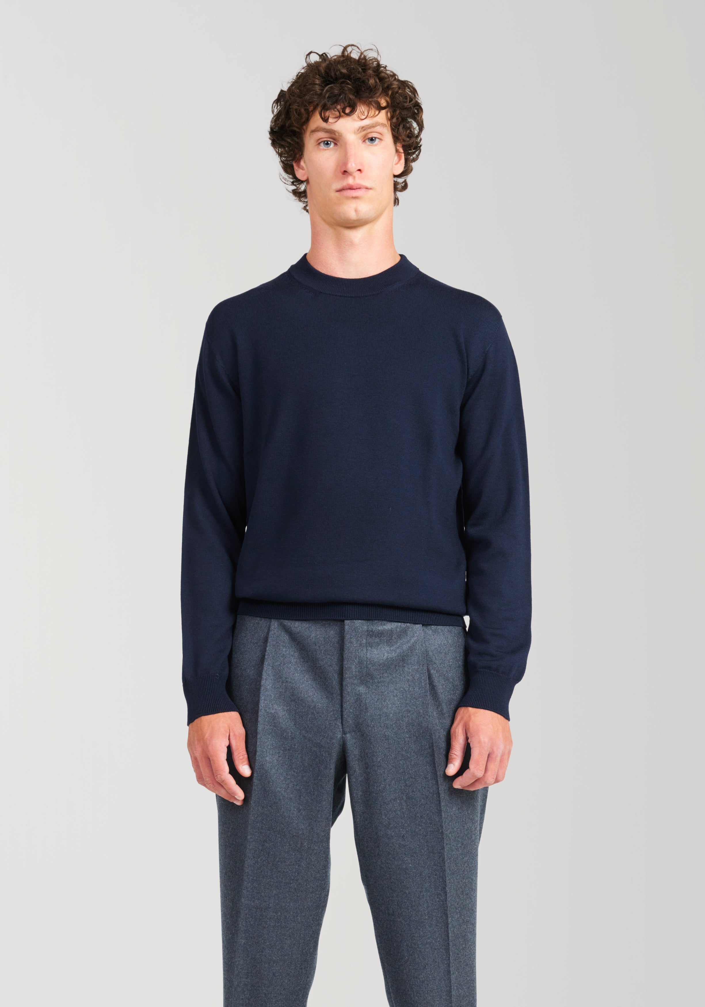 2 Ply Merino Crew Neck Sweater - Midnight Blue