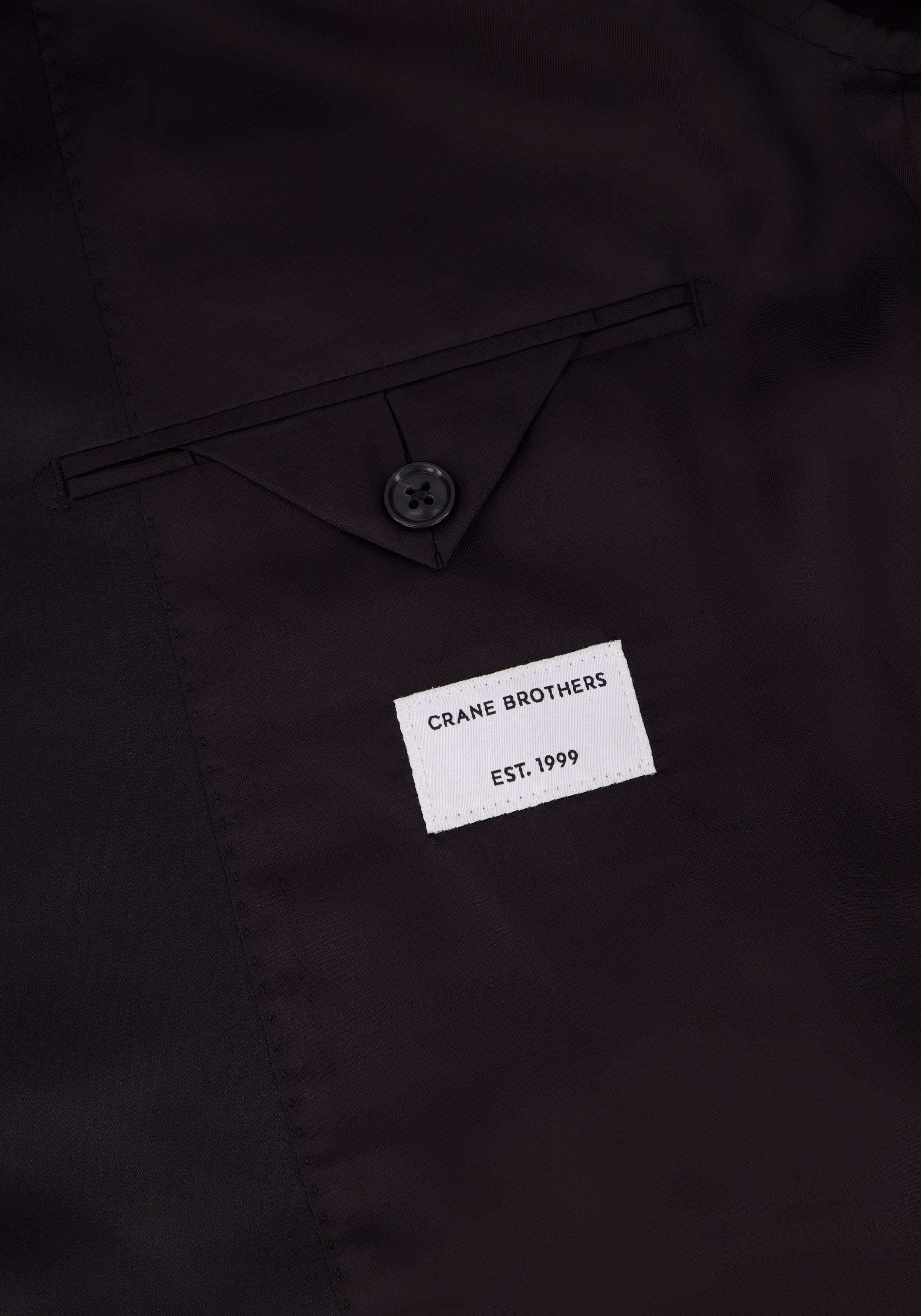 Beaumont Peak Lapel Tuxedo - Black