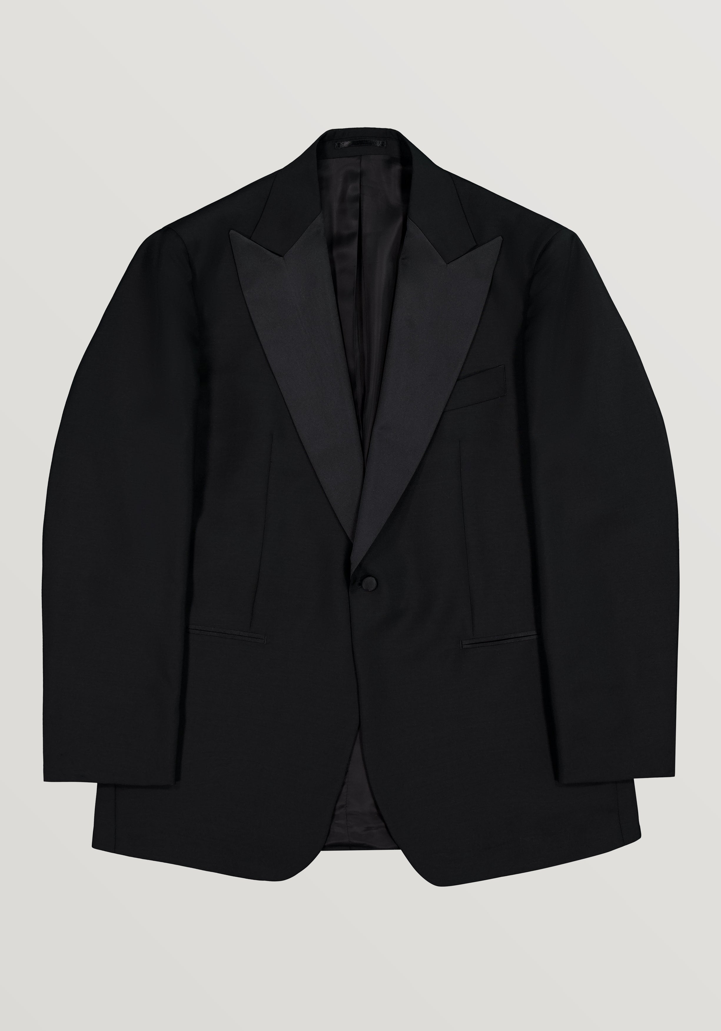 Beaumont Peak Lapel Tuxedo - Black