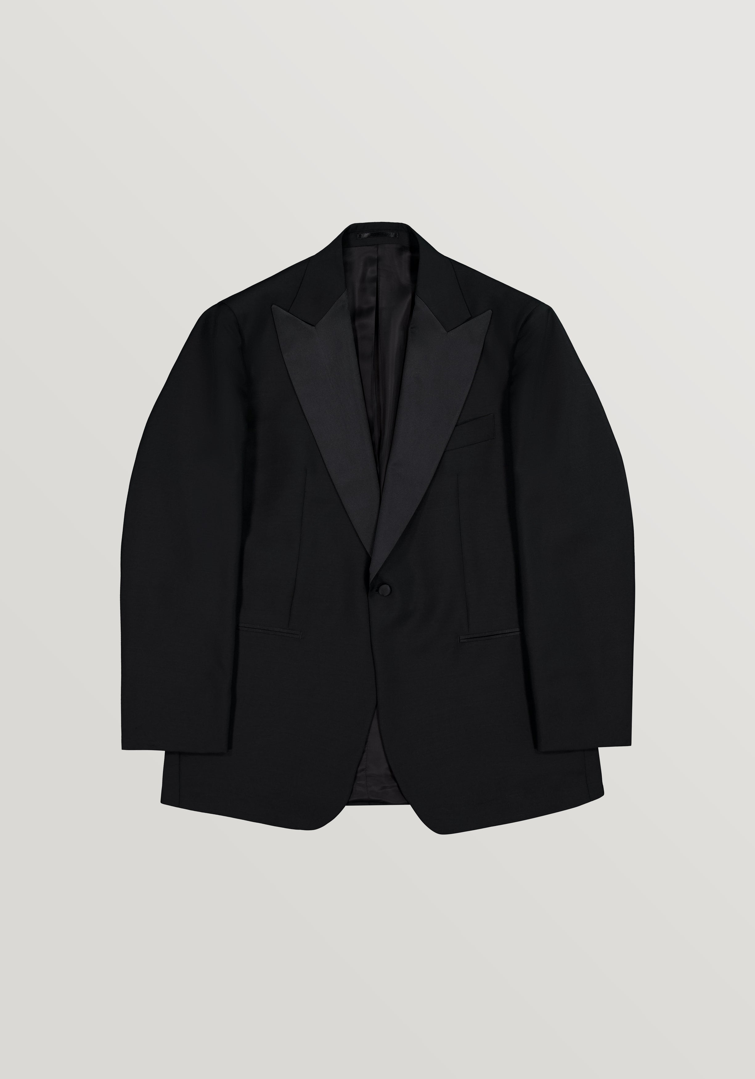 Beaumont Peak Lapel Tuxedo - Black
