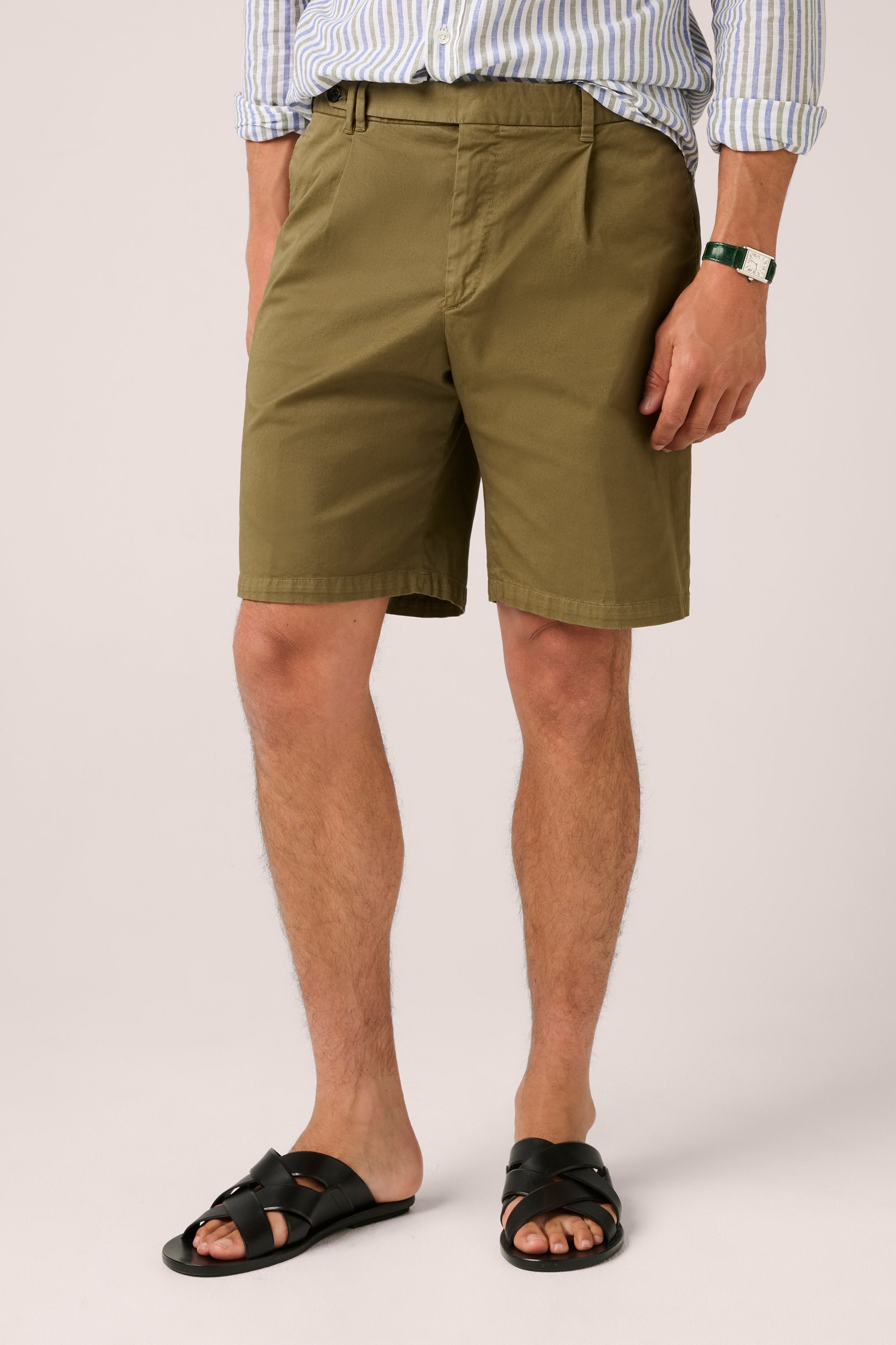 Christian Kimber Beechworth Short - Olive