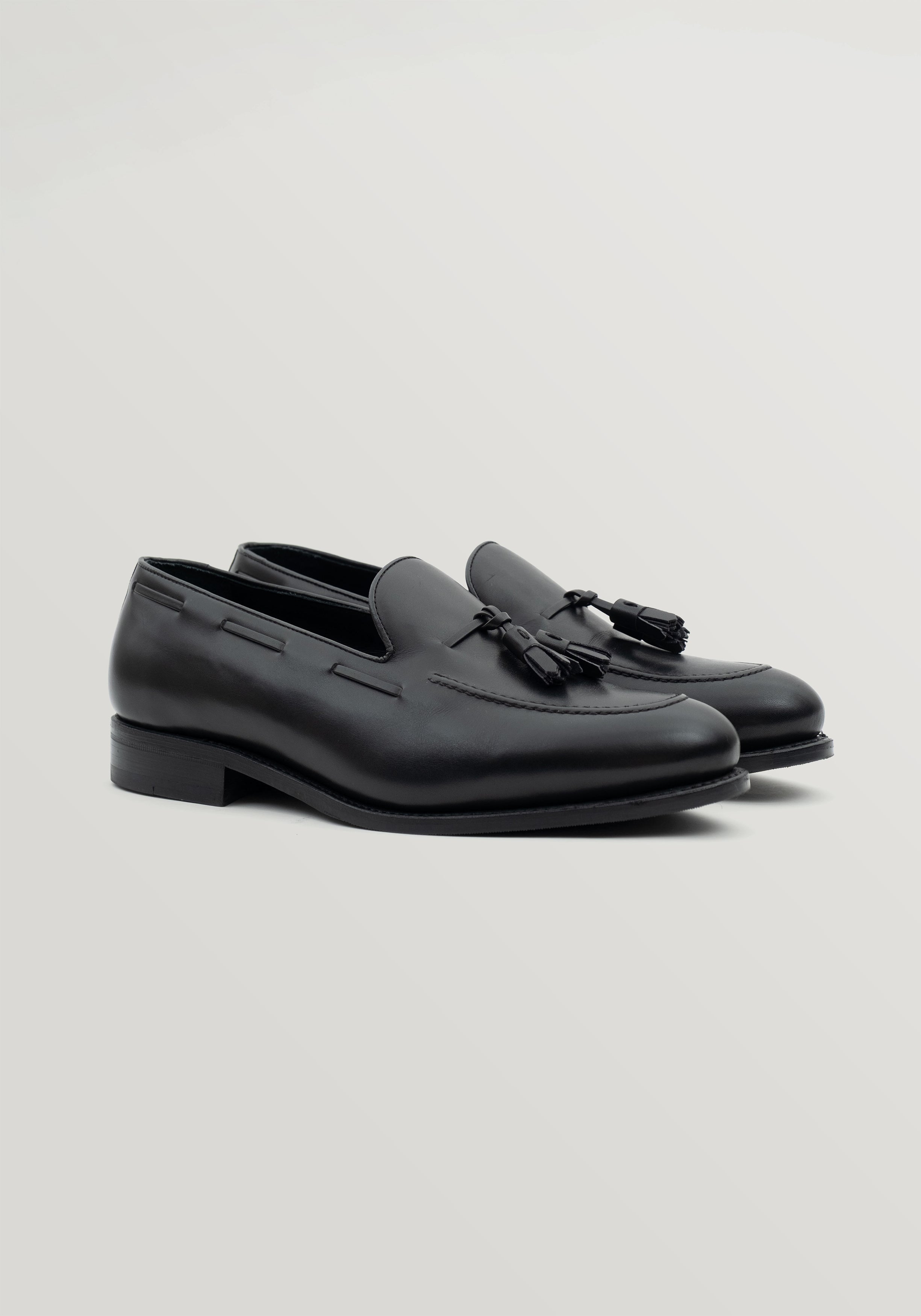 Calf Leather Tassel Loafer - Black