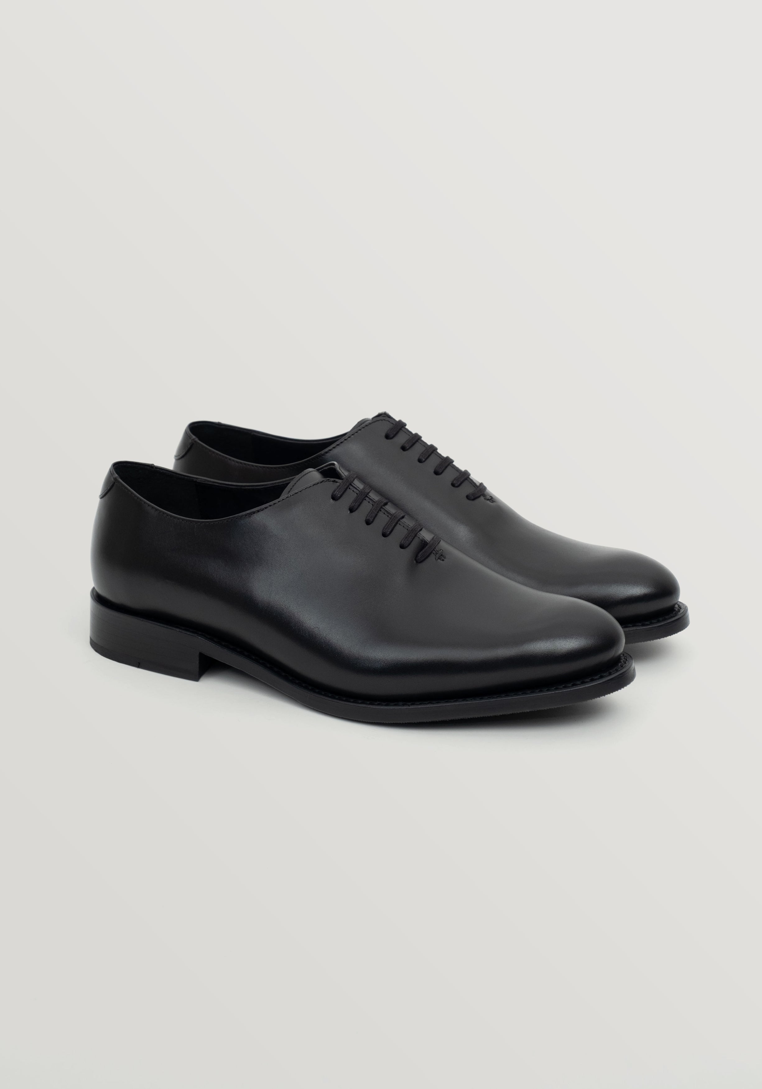 Leather Whole Cut Oxford Shoe - Black