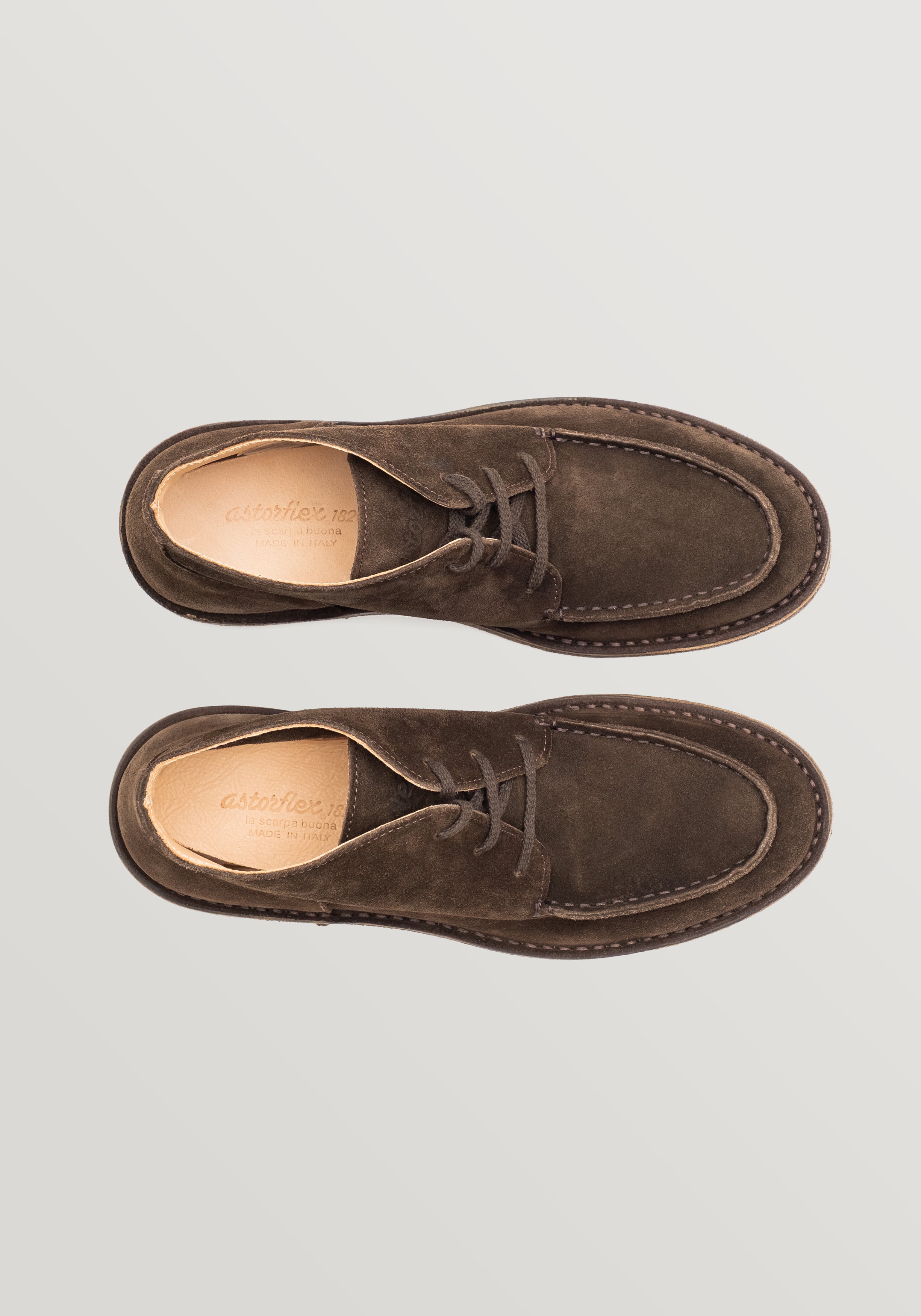 Deukeflex Suede Chukka Boot - Chestnut