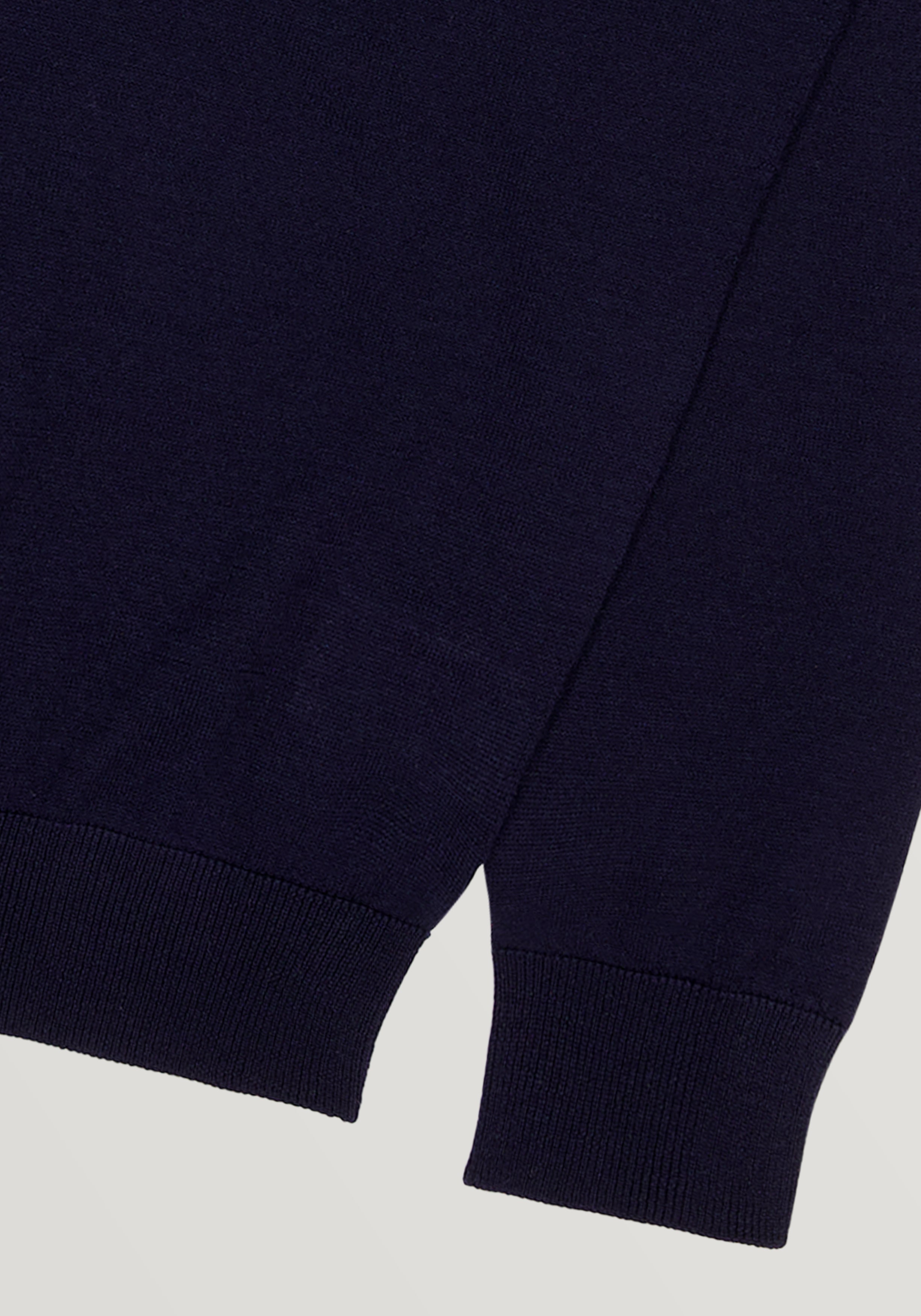 Lightweight Merino Crew Neck Sweater - Navy