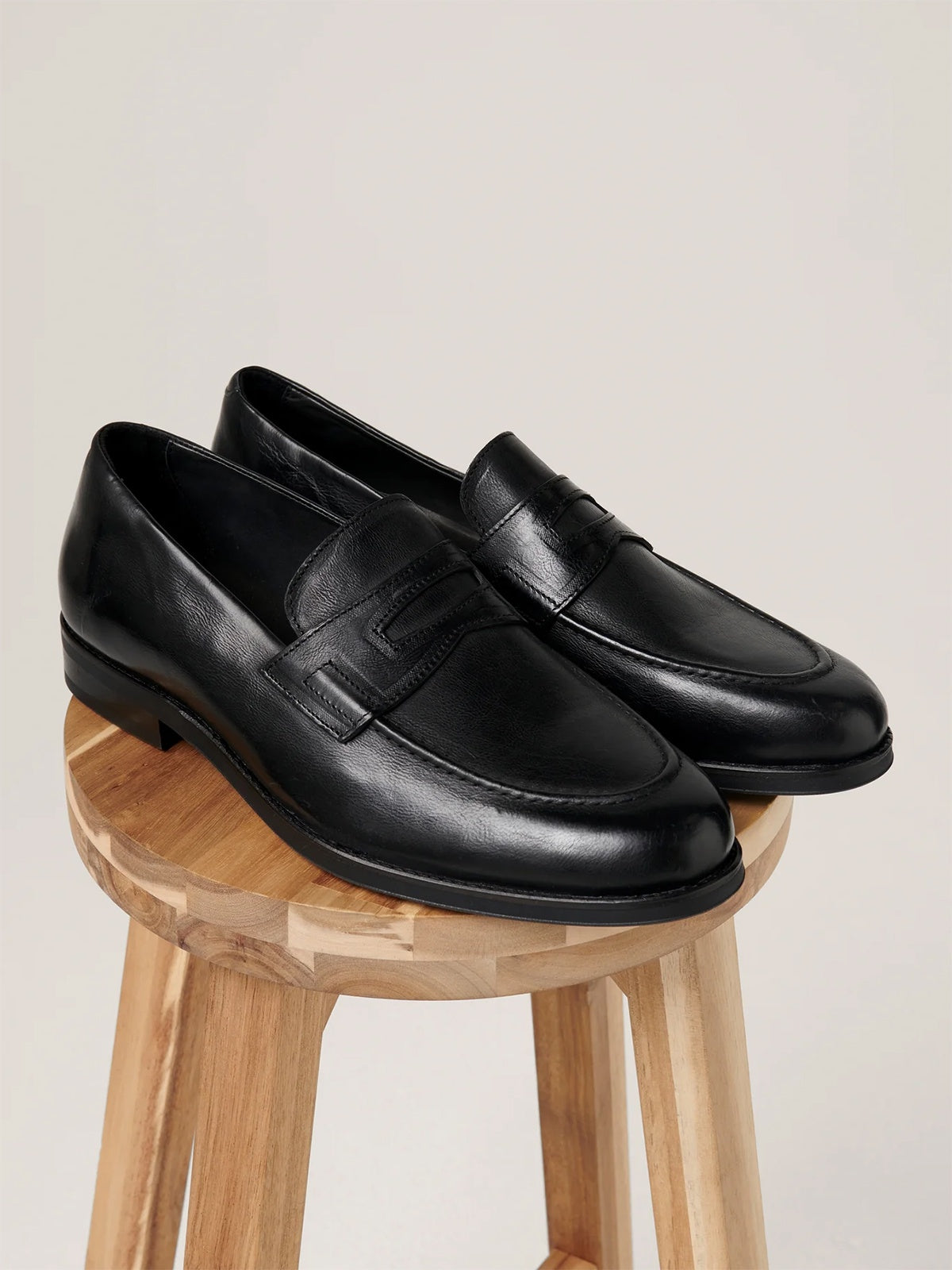 Christian Kimber Russell Classic Loafer - Black Grain