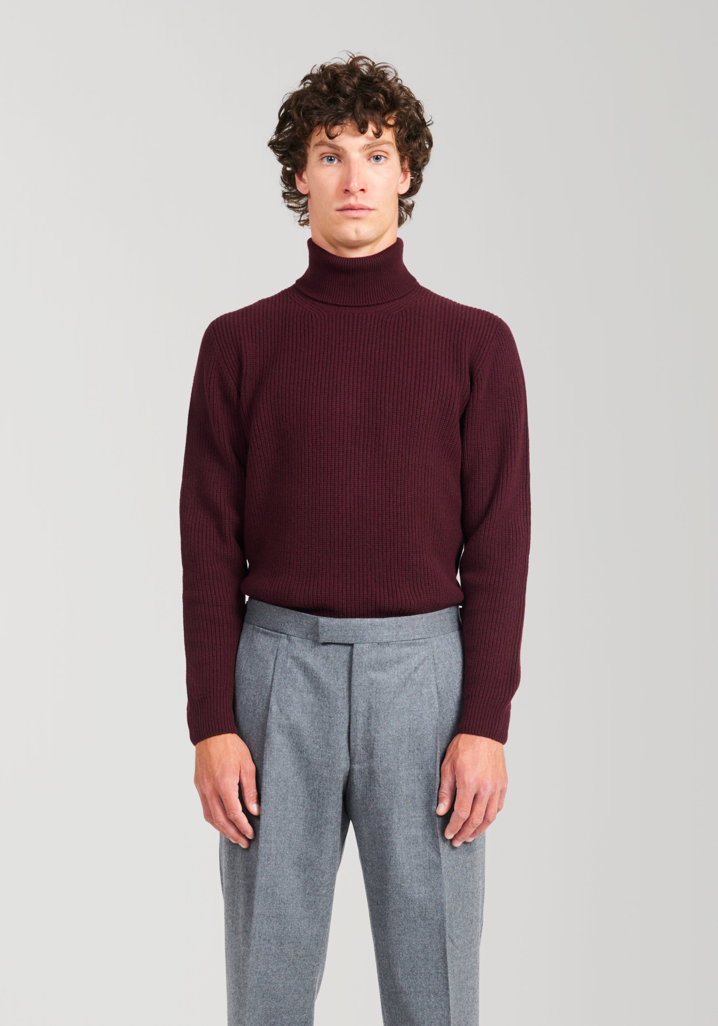 Wool & Cashmere Ribbed Turtle Neck Sweater - Burgundy